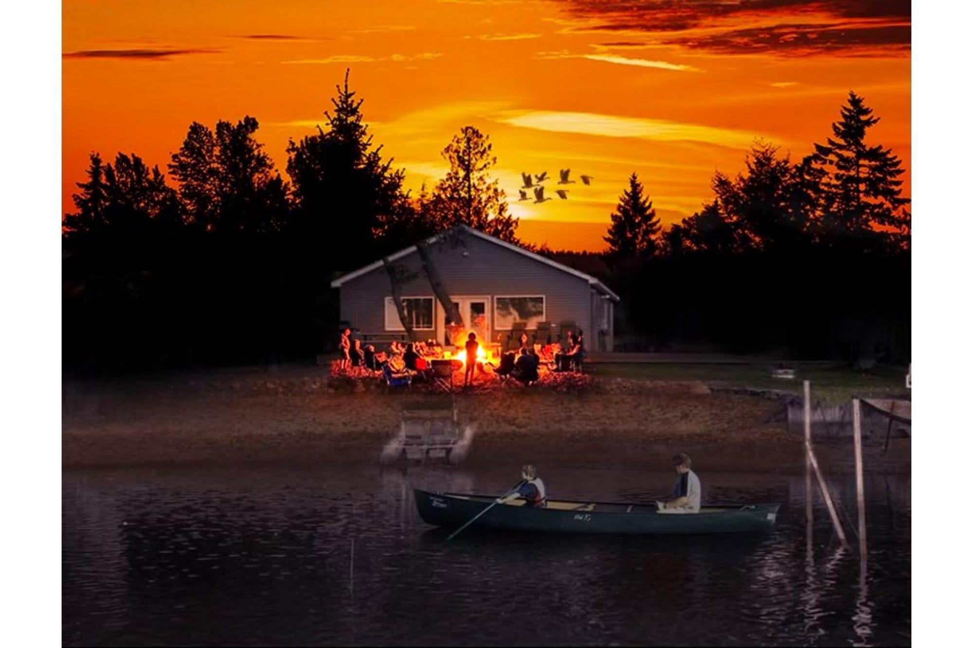 Cozy Home Lake Huron II Au Gres エクステリア 写真